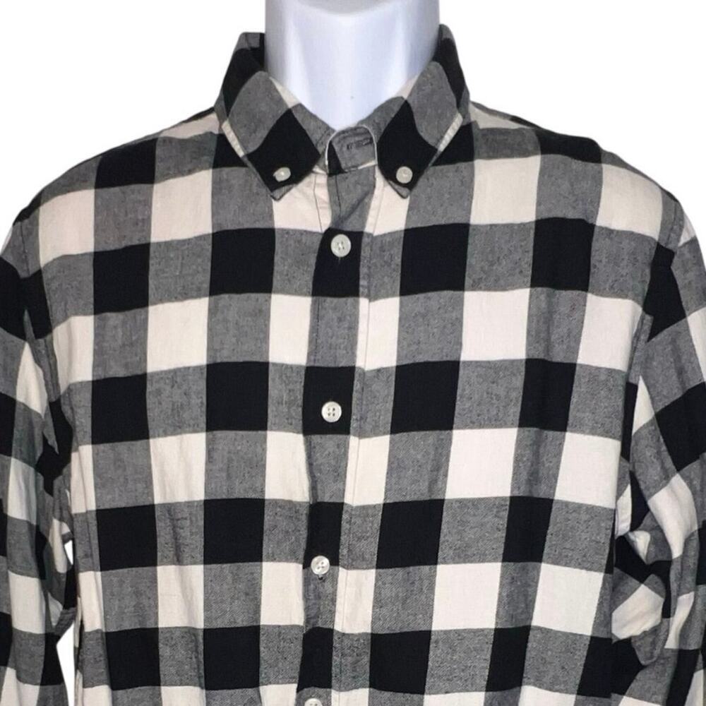Cotton & Co. men’s size M black white‎ check long sleeve button down flannel